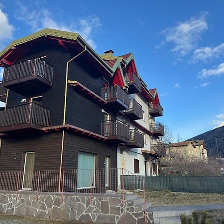 Alpin Moon Apartment Temu Exterior photo